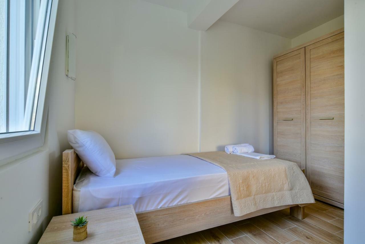 Apartmani Marina Kopitovic Petrovac Bagian luar foto